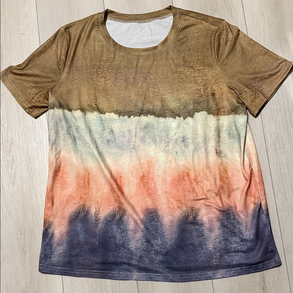 Women’s Short-Sleeve Tie-Dye Top XL Never Been Worn No Tag